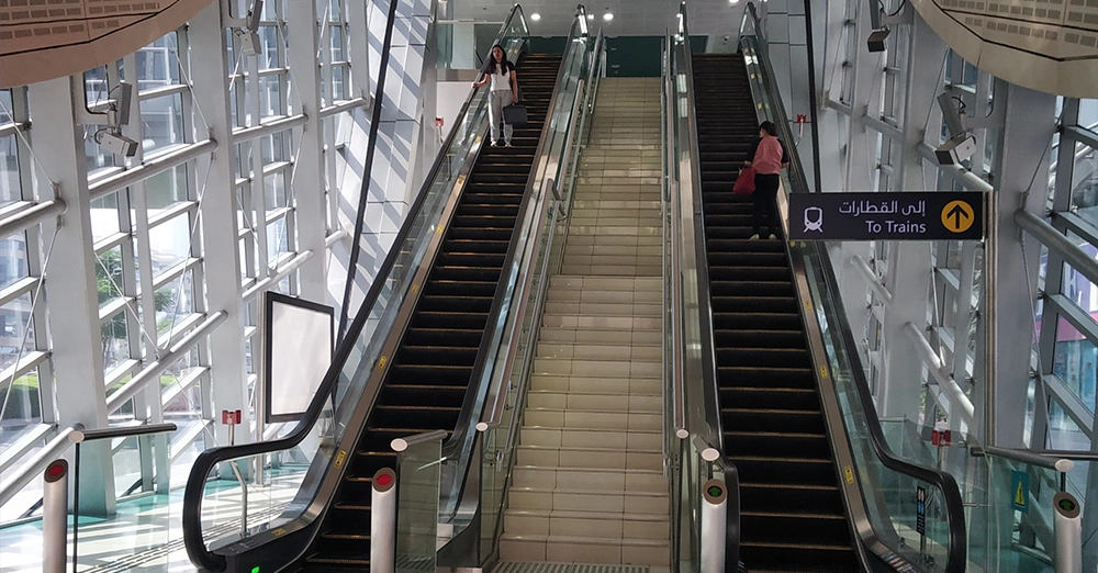 inarticle image-financial centre metro station-escalator