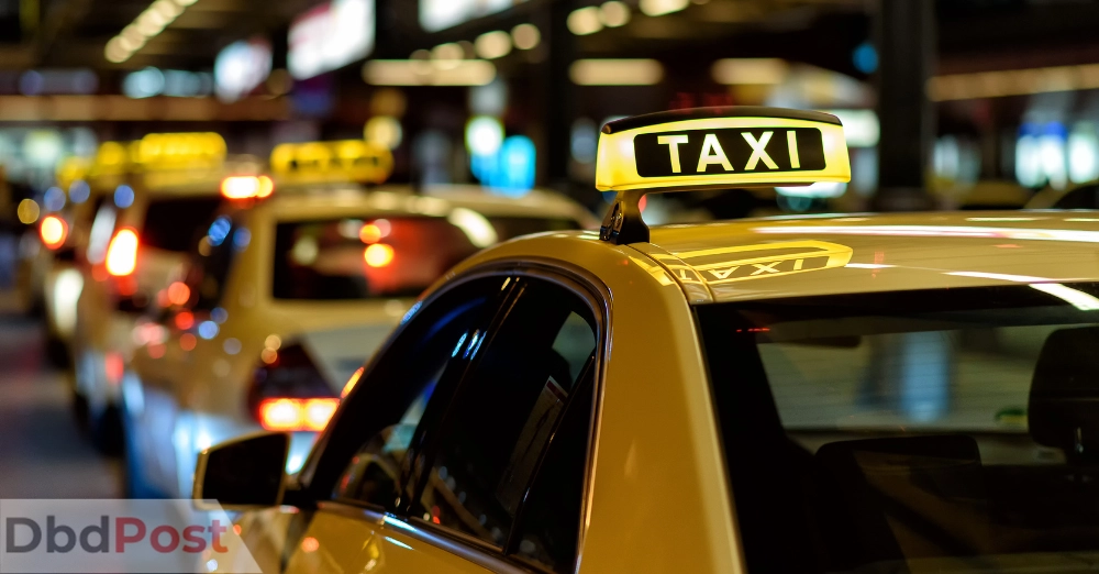 inarticle image-how to book taxi in dubai -Taxi stand