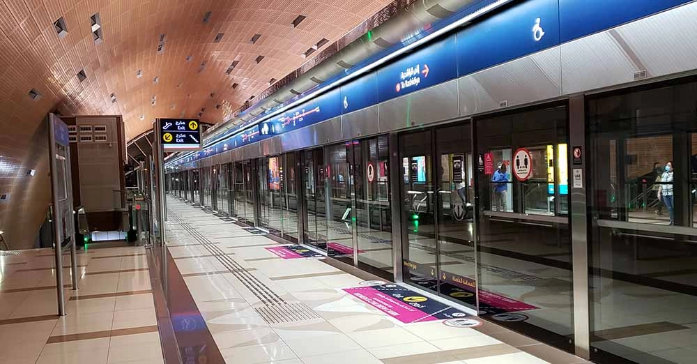inarticle image-GGICO metro station-platform