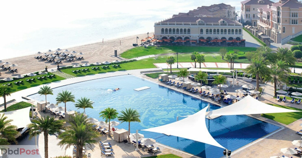 inarticle image-abu dhabi beaches-The RItz-Carlton beach