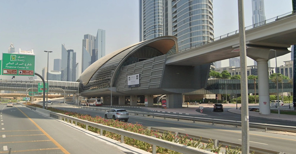 inarticle image-burj khalifa dubai mall metro station-burj khalifa station