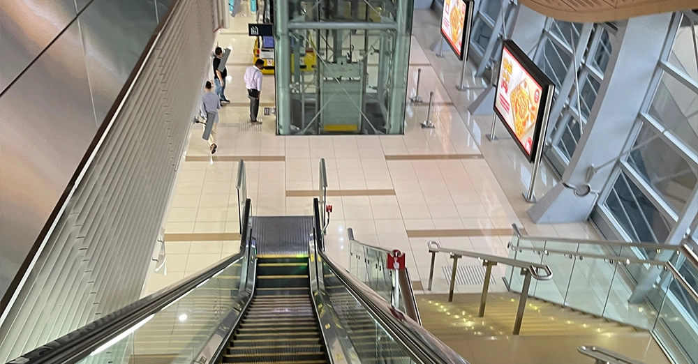 inarticle image-burj khalifa dubai mall metro station-lifts