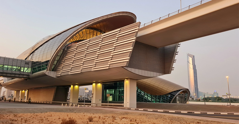 inarticle image-creek metro station-station (1)