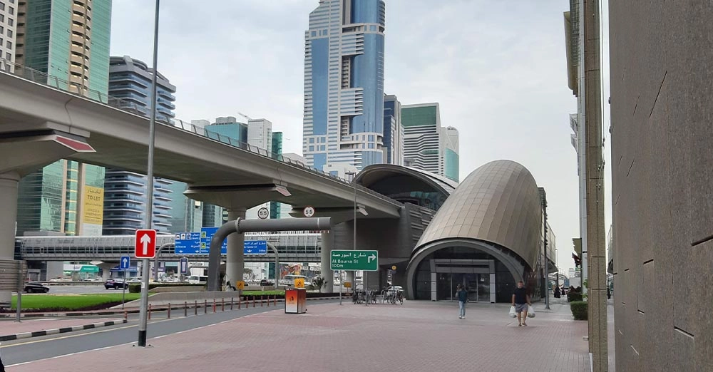 inarticle image-emirates tower metro station-station