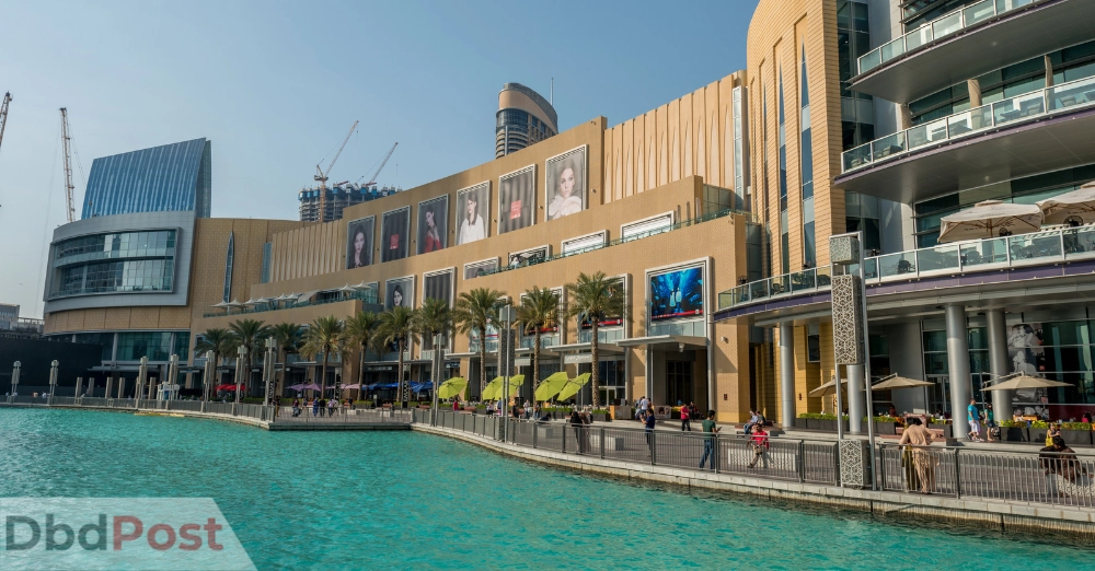 inarticle image-jbr beach-shopping malls near JBR Beach