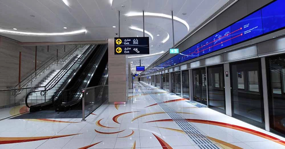 inarticle image-jumeirah golf estates metro station-platform