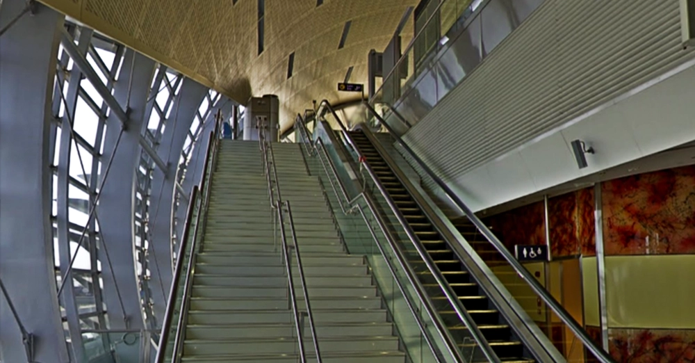 inarticle image-mall of emirates metro station-stairs and escalators