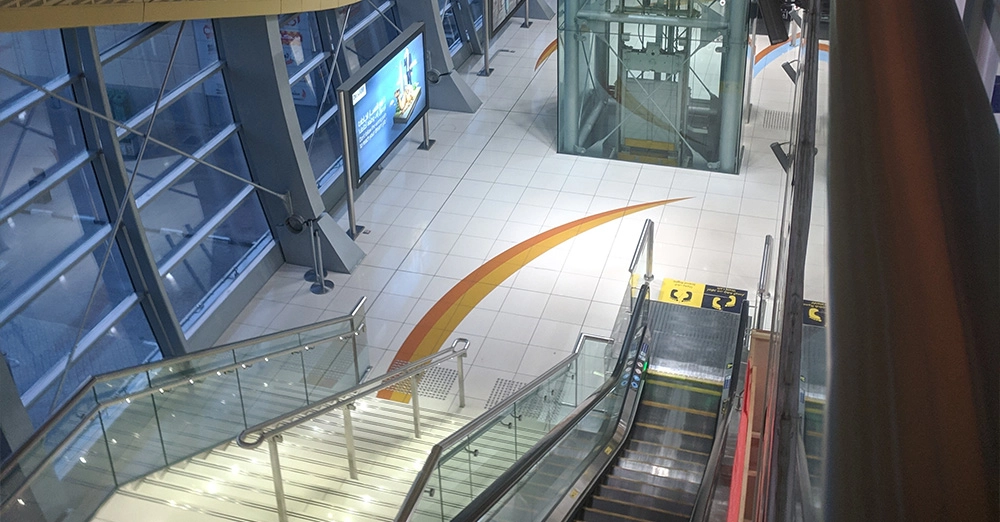inarticle image-stadium metro station-lifts and escalator