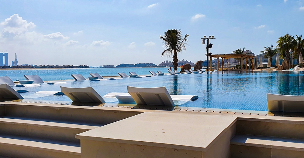 inarticle image-white beach dubai-Facilities and services in White beach Dubai