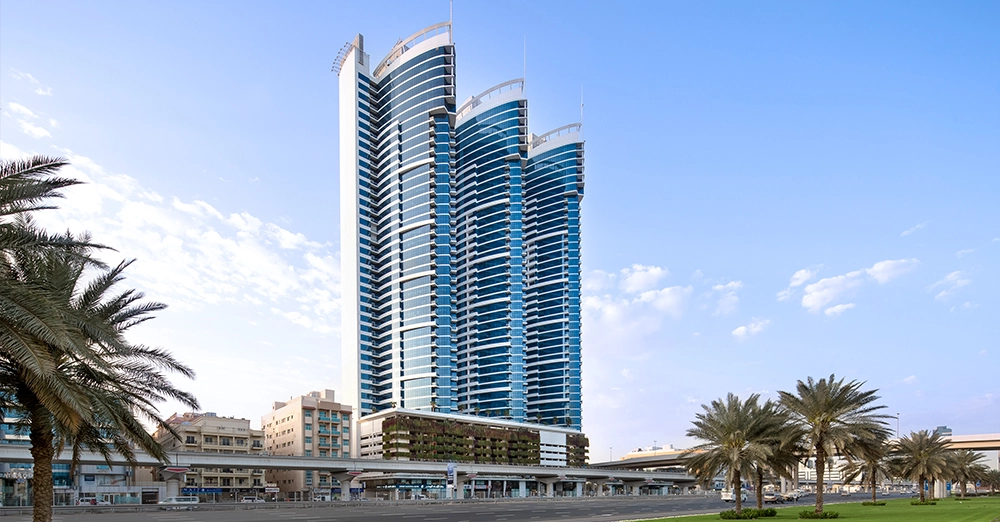 inarticle image-black palace beach-Novotel Dubai Al Barsha