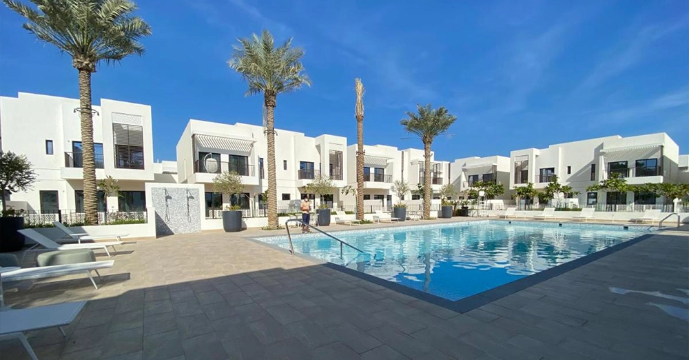 inarticle image-fujairah beach-The White Villa