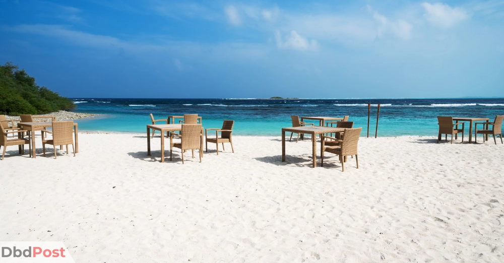 inarticle image-saadiyat beach-eat at the beachside restaurants