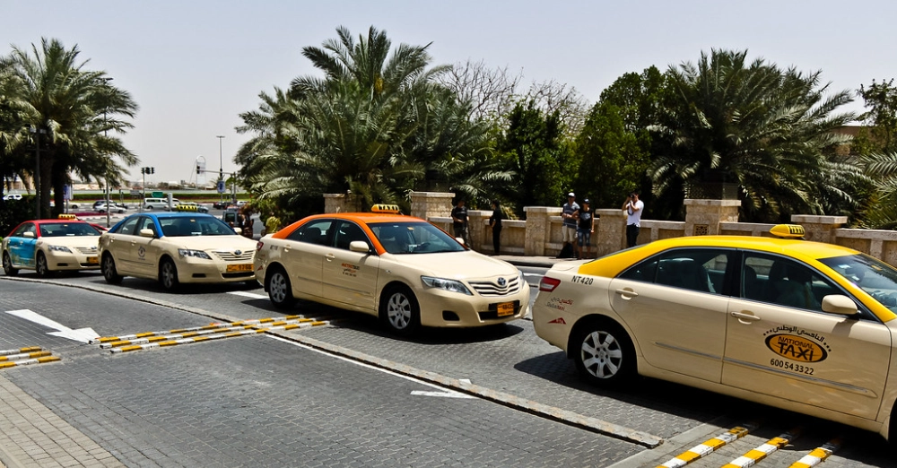 inarticle image-taxi from abu dhabi to dubai-Where to find Abu Dhabi to Dubai taxis_