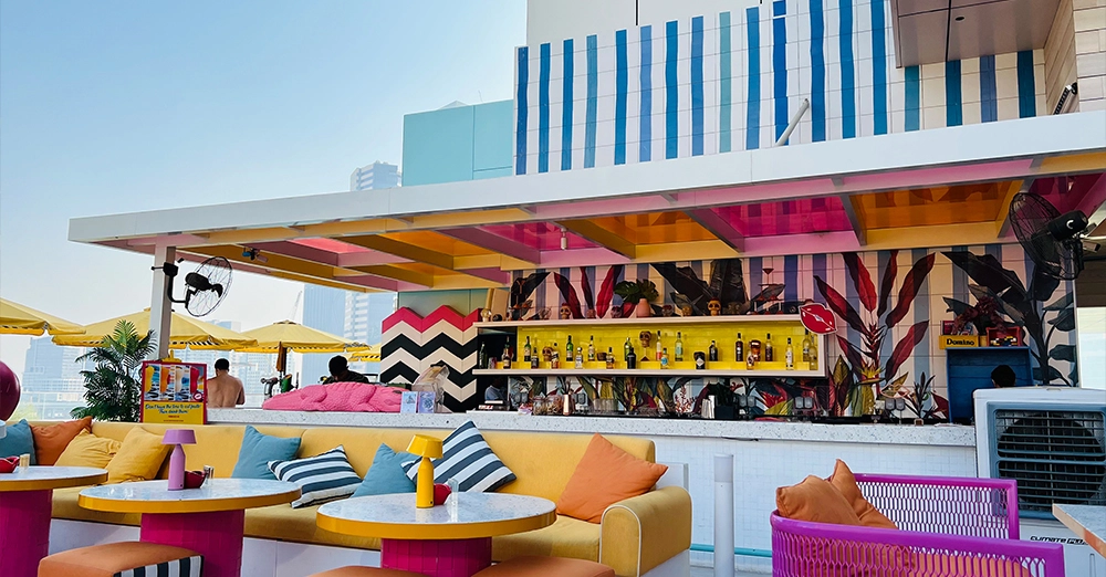 inarticle image-burj khalifa restaurant- Lolita Pool Bar & Lounge