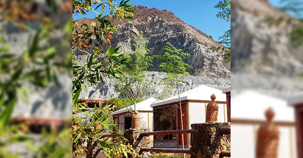 inarticle image-khorfakkan beach-The Retreat