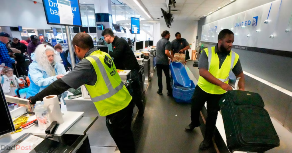 AirTag baggage tracking with United Airlines