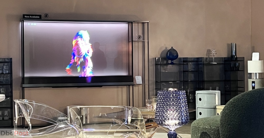 Transparent OLED TV innovation